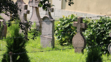 Élve temettek el egy embert Komáromban? 140 éve kérdés