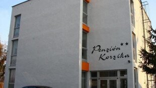 Korzika Panzió**